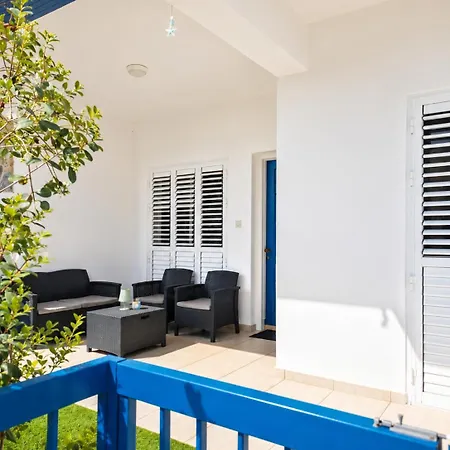 Andromeda Apartmán Polis